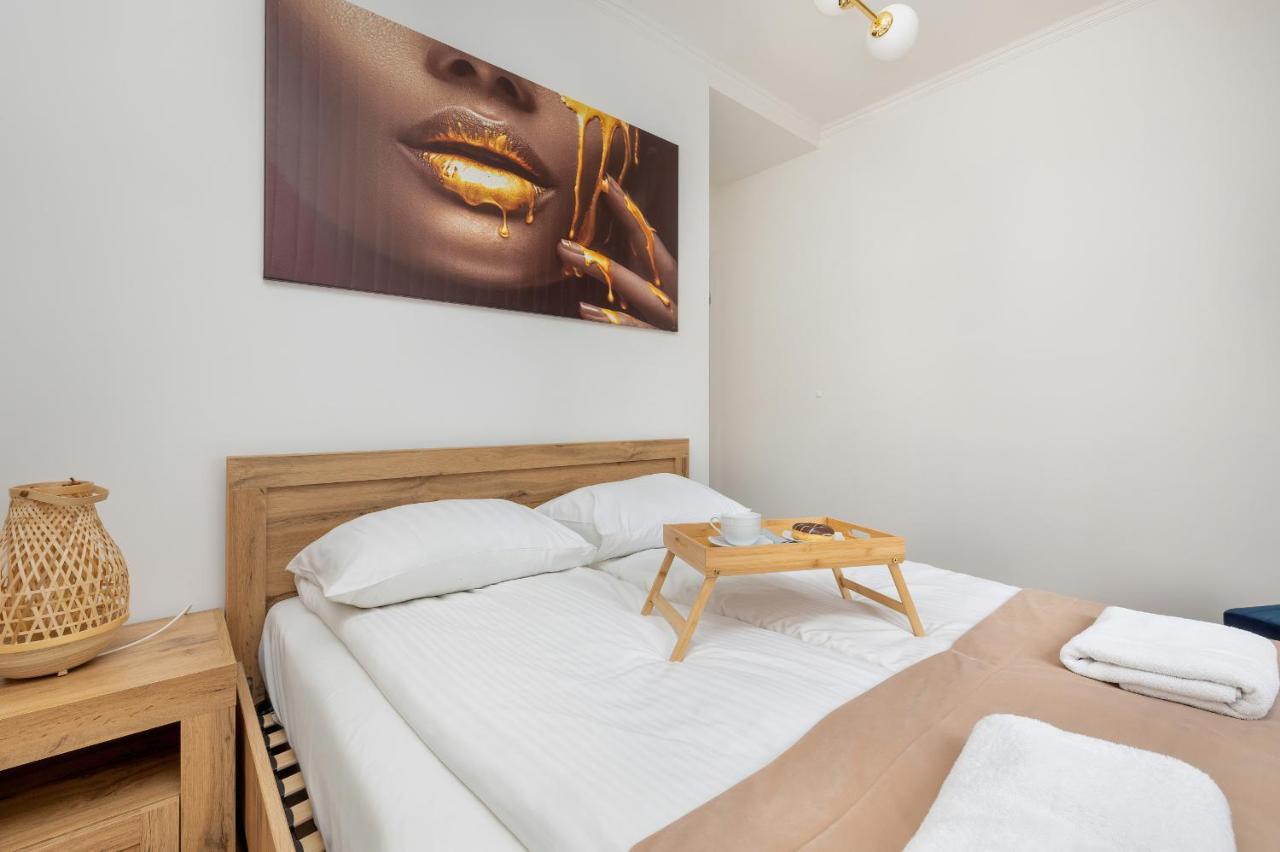 Beautiful One Bedroom Apartment Zamkowa By Rent Like Home Gdańsk Exterior foto